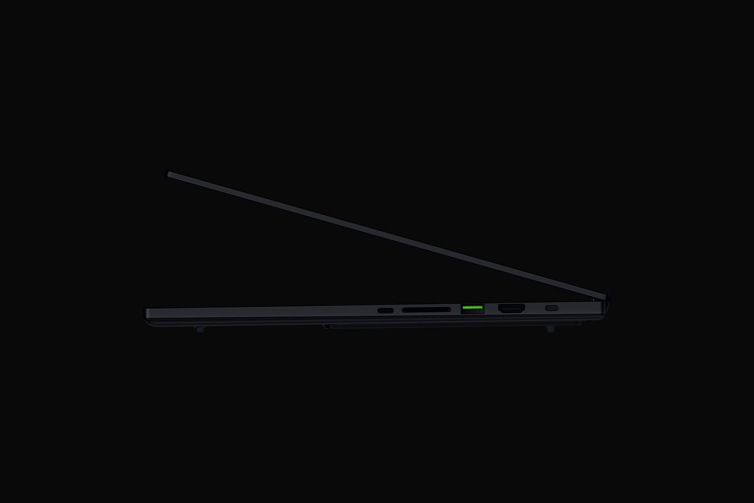 لپ تاپ 16 اینچی ریزر مدل Blade 16 Ultra-thin Ultra 9-386H 64GB RAM 2TB SSD 24GB RTX5090 - Image 2